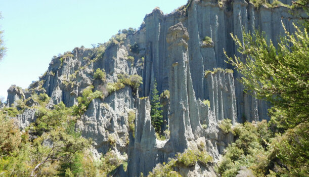 Paths of the Dead: A Killer Hike! LotR Tour #7