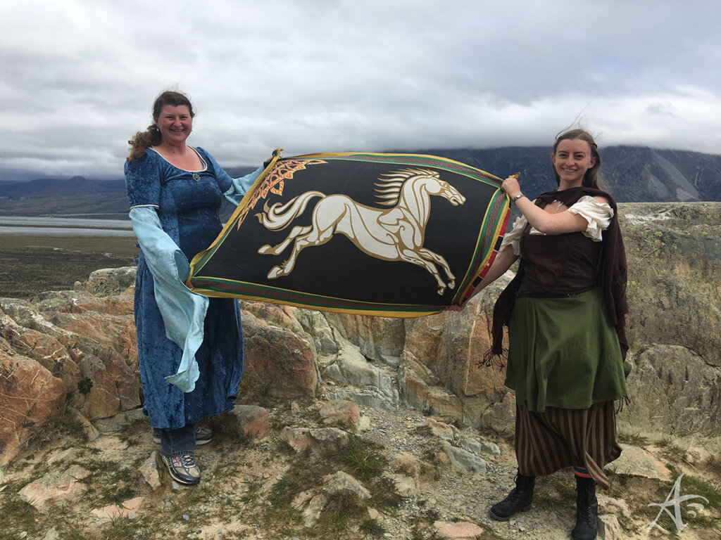 Rohan Flag Edoras Mount Sunday